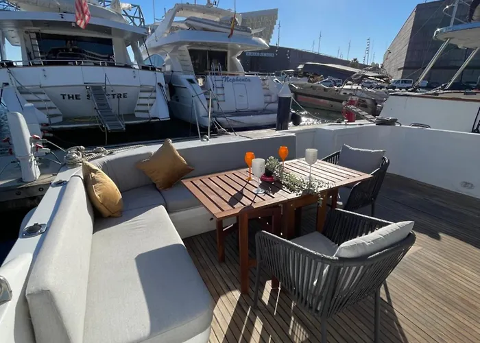 Botel Yate Stv Barcelona