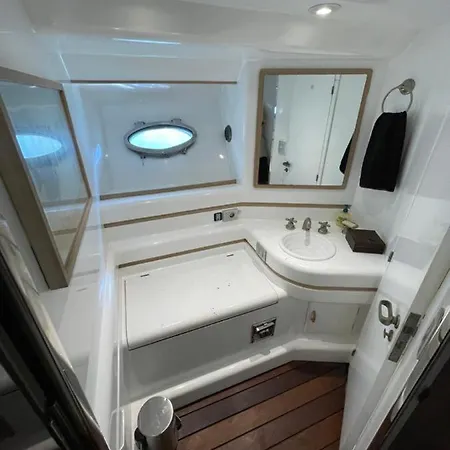Botel Yate Stv *